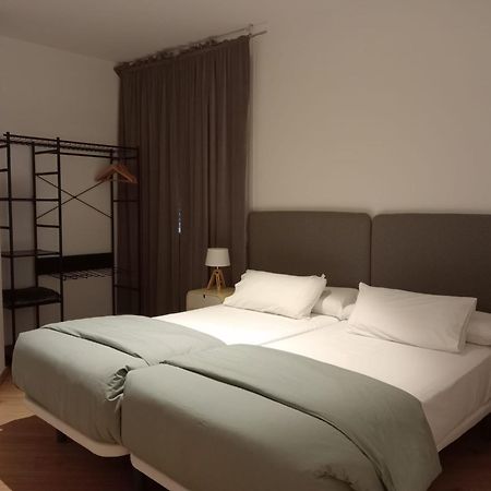 Apartamentos Armanya 3 Lugo Exteriér fotografie